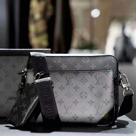 louis vuitton messenger crossbody bag|louis vuitton messenger bag men.